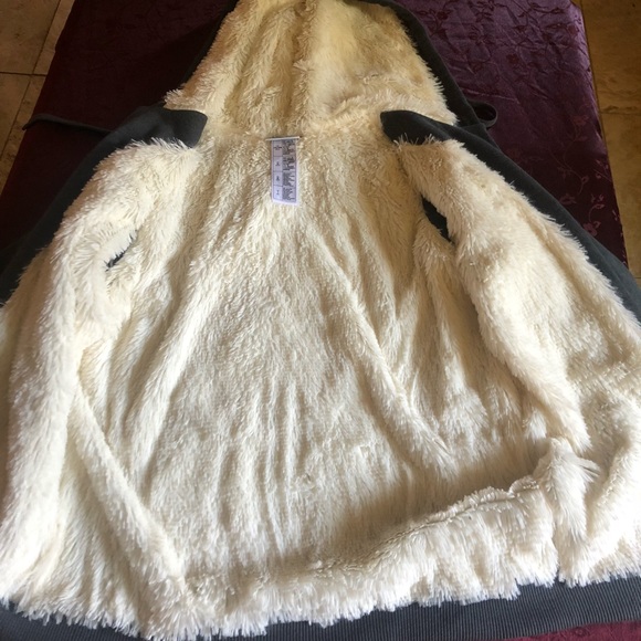 Disneyland Mickey Mouse 🐭 jacket - Picture 2 of 5